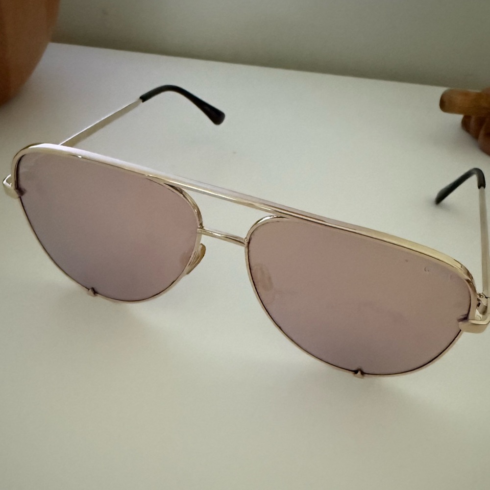 Quay High Key Mirror Gold Aviators